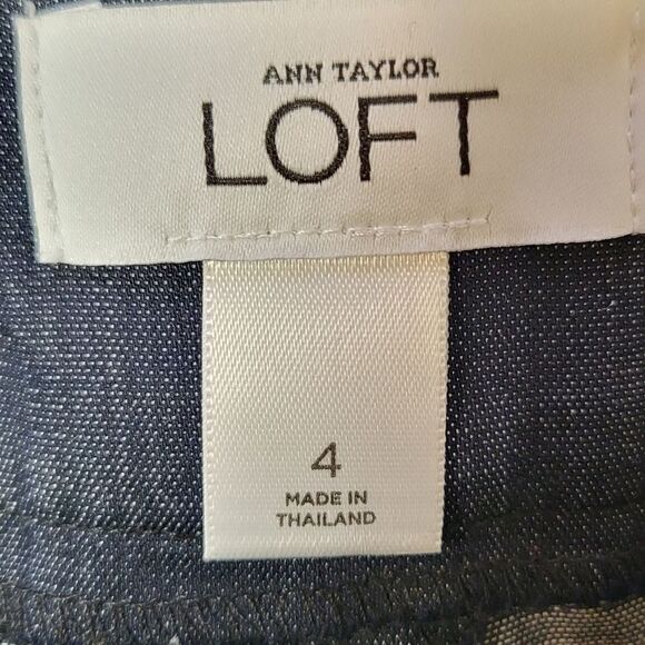 Ann Taylor Loft Denim Like Jean Shorts - Picture 2 of 7